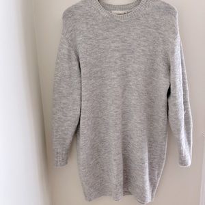 Aritzia sweater dress size 1